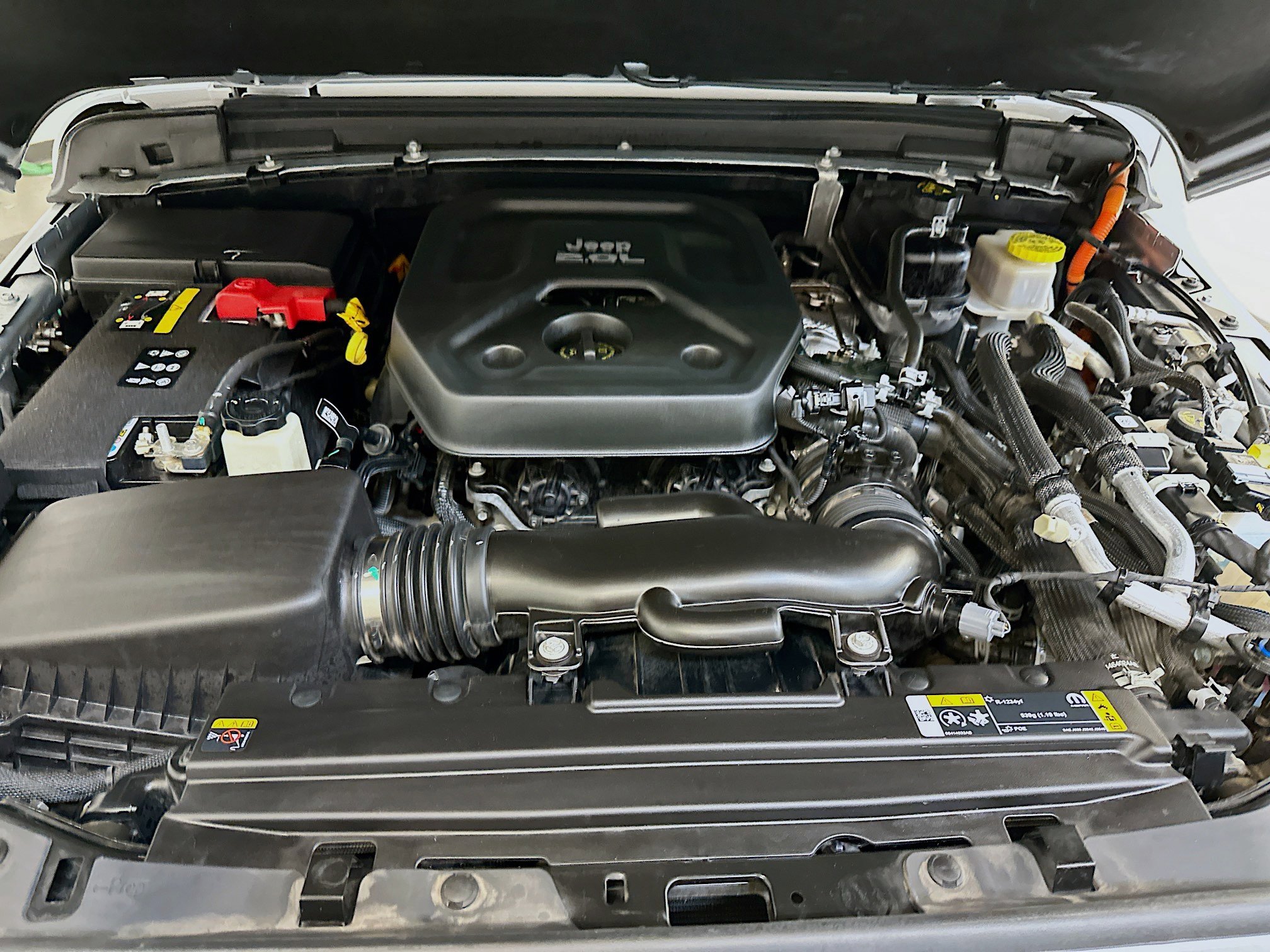 Used 2022 Jeep Wrangler Sahara image 34