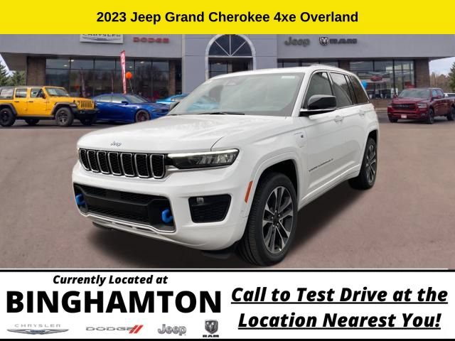 New 2023 Jeep Grand Cherokee Overland w/ Luxury Tech Group IV AWD/4WD image 3