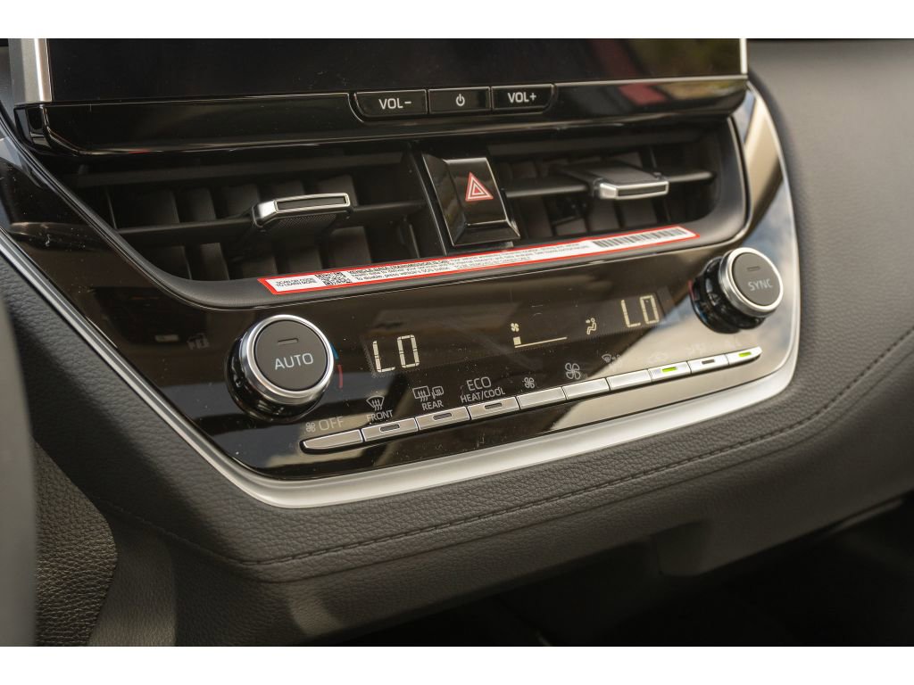 Used 2026 Toyota Corolla Cross XLE w/ Convenience Package image 26