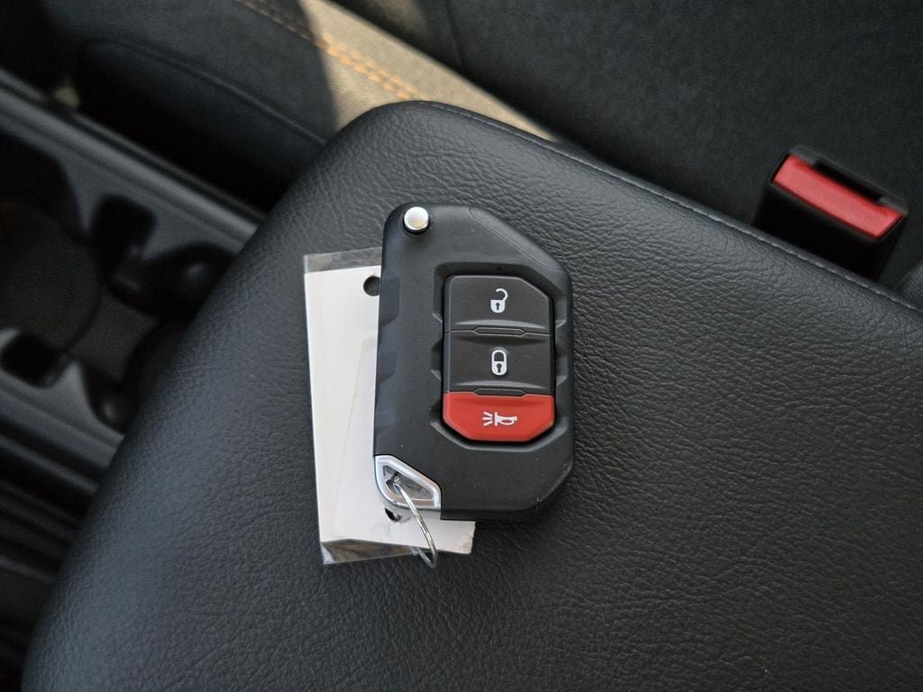 New 2026 Jeep Gladiator Sport AWD/4WD image 31