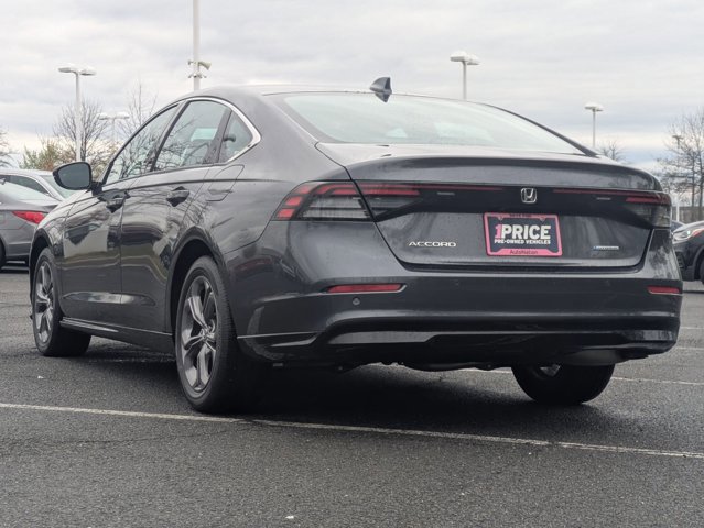 Used 2025 Honda Accord EX-L image 8