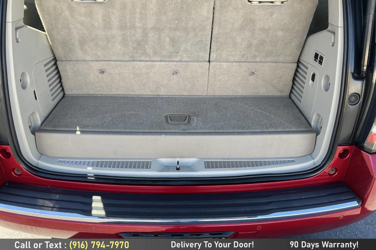 Used 2015 GMC Yukon Denali w/ Open Road Package AWD/4WD image 11