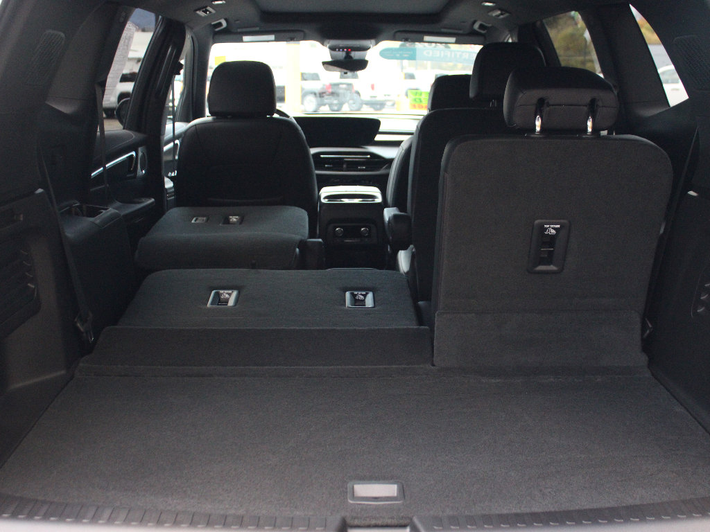 Certified 2026 Buick Enclave Avenir w/ Super Cruise Package image 9