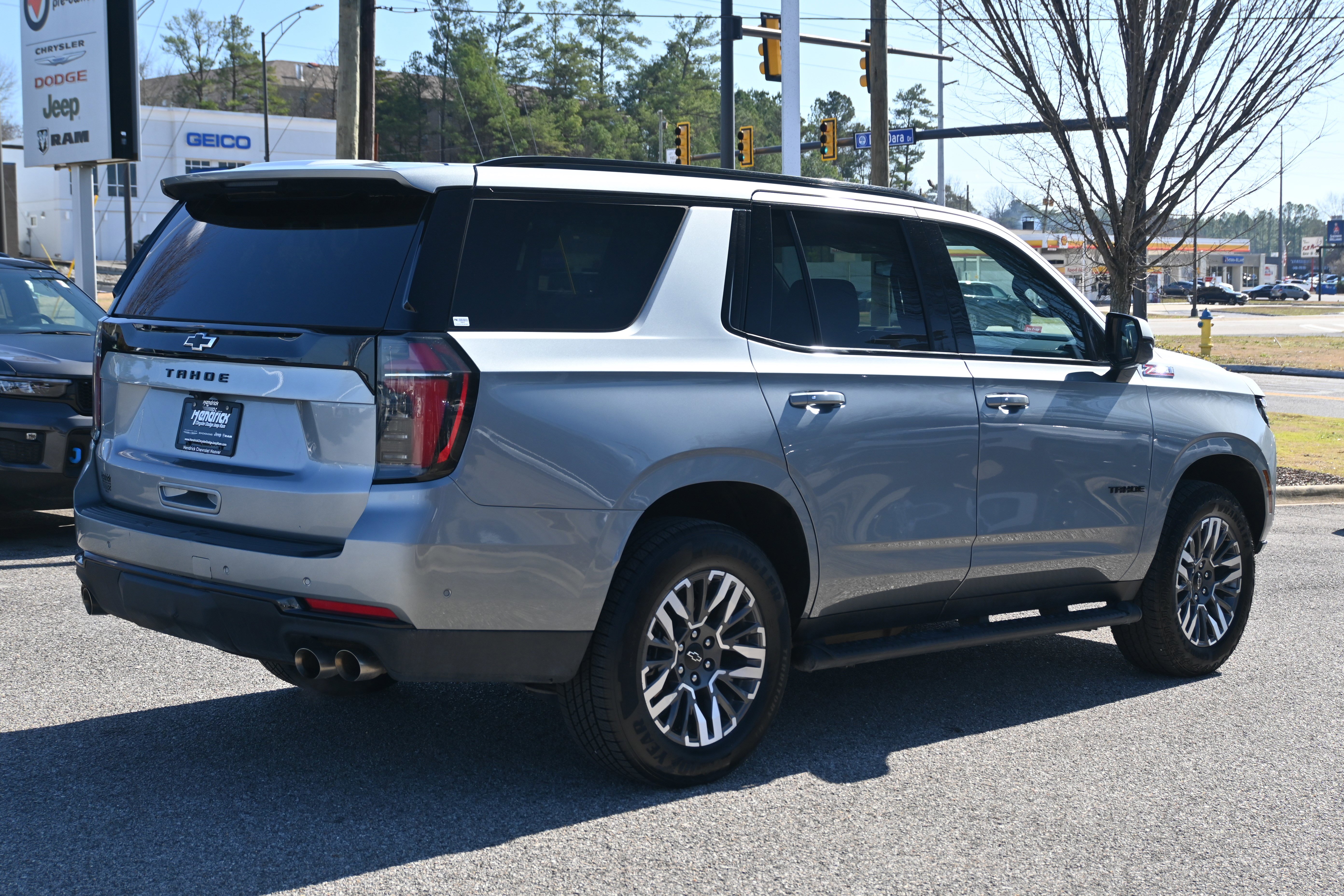 Certified 2025 Chevrolet Tahoe Z71 AWD/4WD image 17