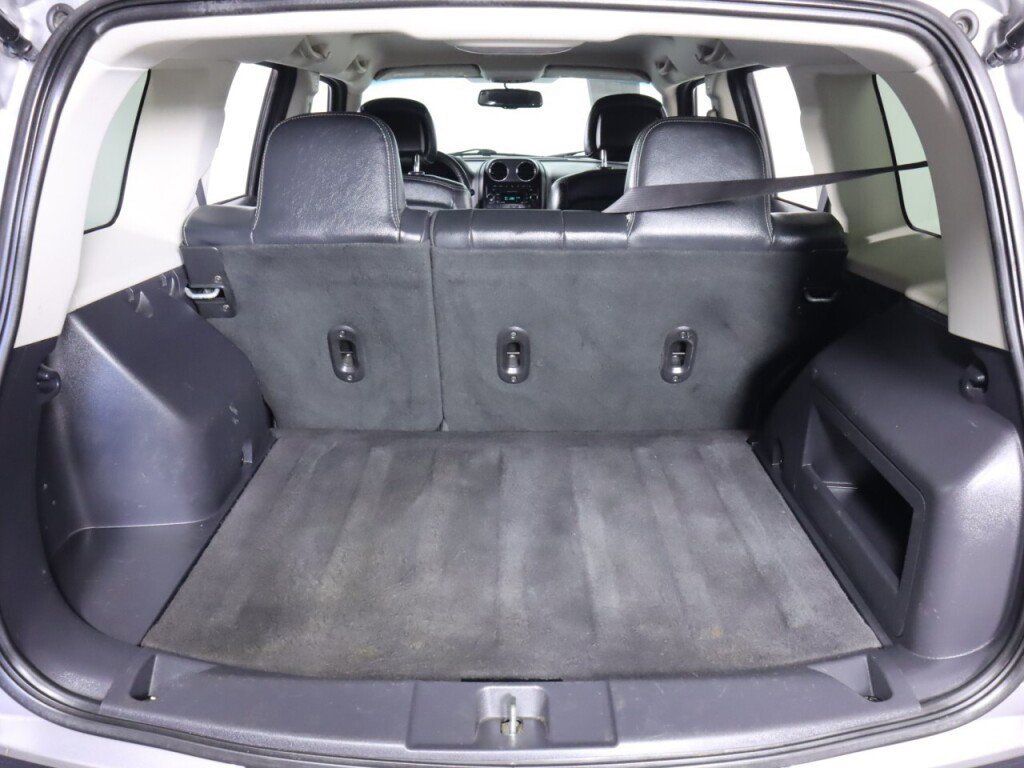 Used 2017 Jeep Patriot Sport image 26