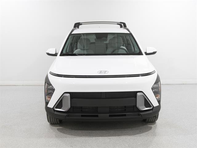 Certified 2025 Hyundai Kona SEL image 2
