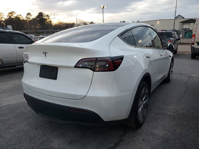 Used 2023 Tesla Model Y Long Range image 9