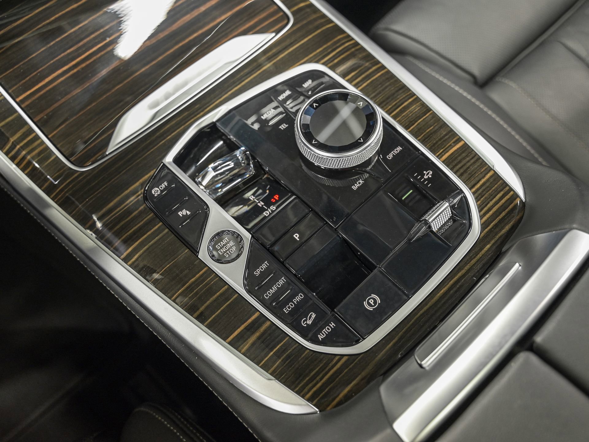 Used 2023 BMW X7 xDrive40i w/ Executive Package image 24