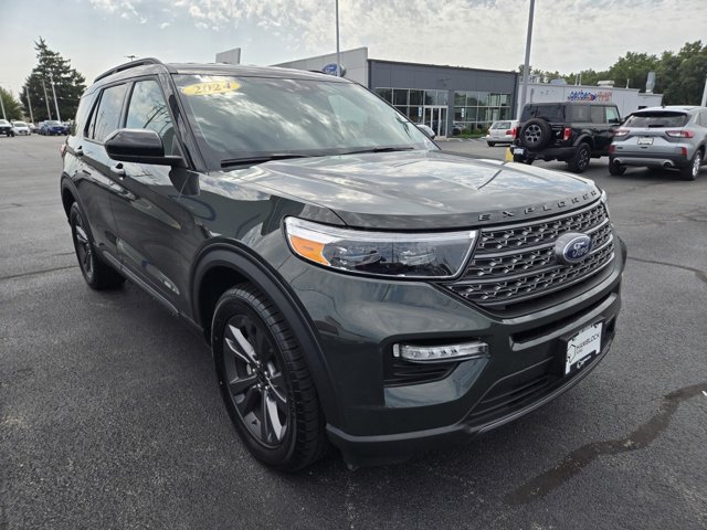 Used 2024 Ford Explorer XLT w/ Equipment Group 202A