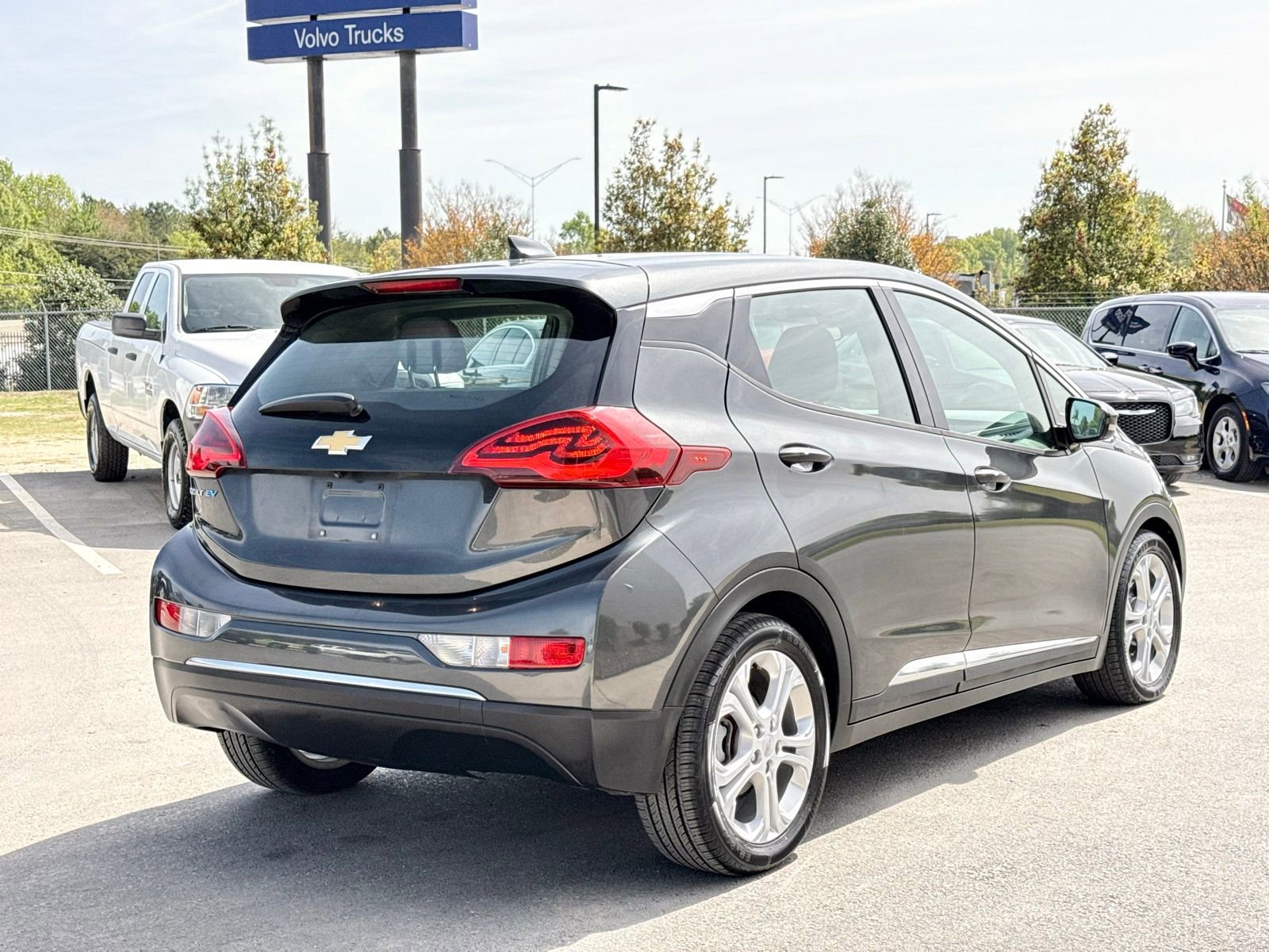 Used 2018 Chevrolet Bolt LT FWD image 10