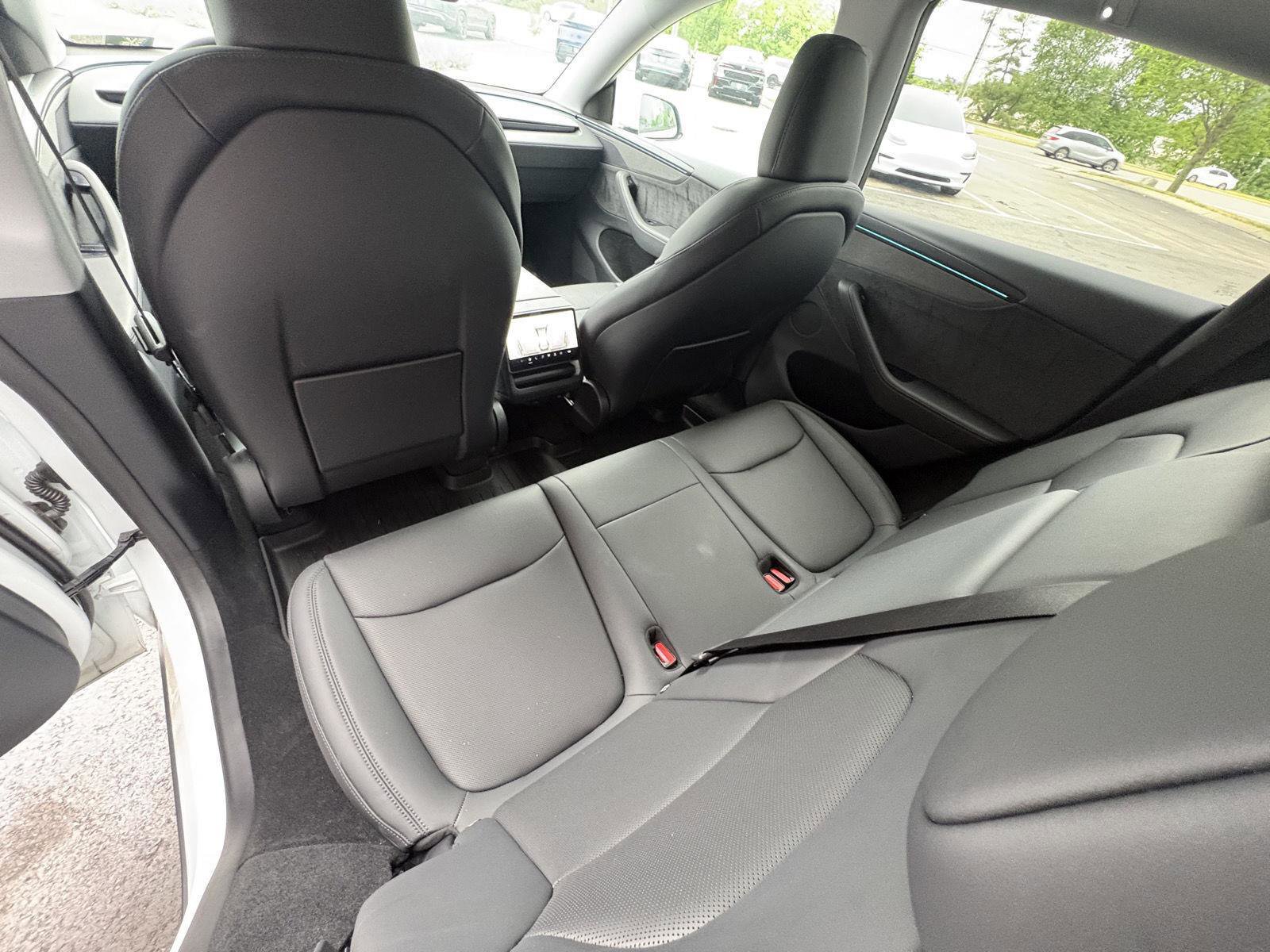 Used 2026 Tesla Model Y Long Range image 10