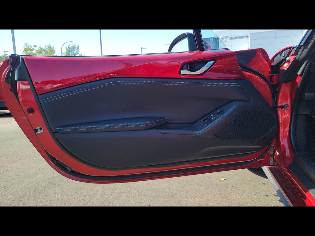 Certified 2026 MAZDA MX-5 Miata Grand Touring w/ Weather Package RWD image 14