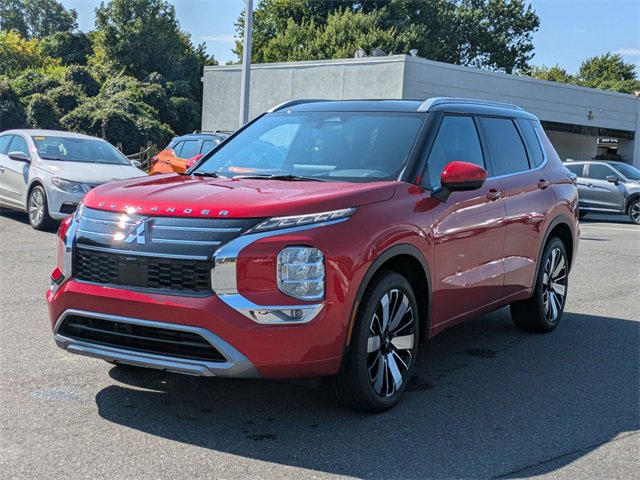 New 2025 Mitsubishi Outlander SEL image 7