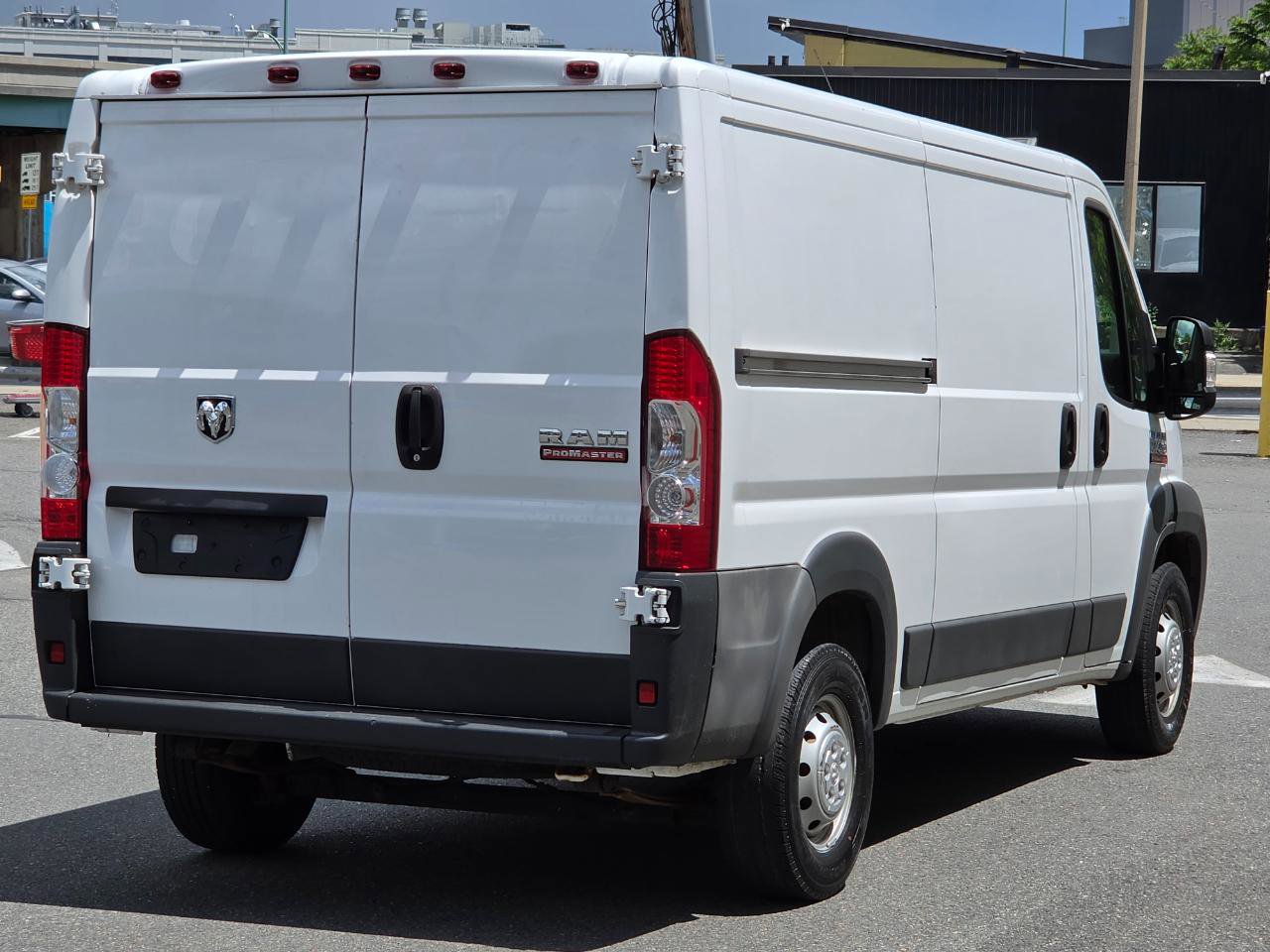 Used 2017 RAM ProMaster 1500 FWD image 8