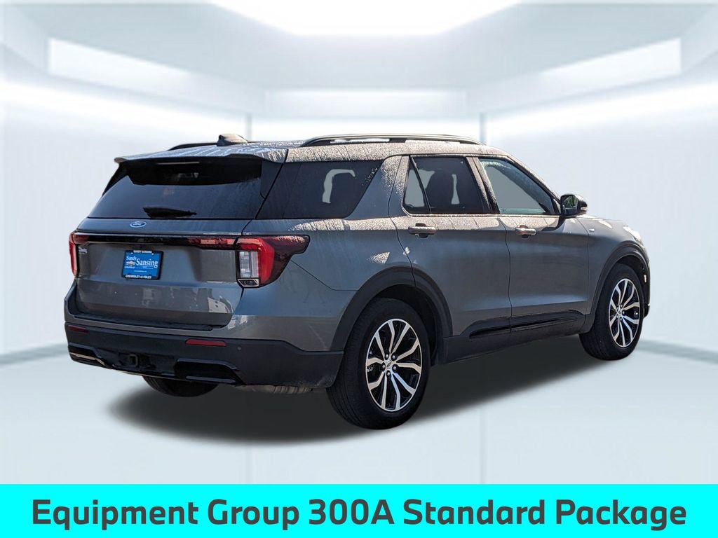 Used 2026 Ford Explorer ST-Line w/ Premium Package RWD image 6