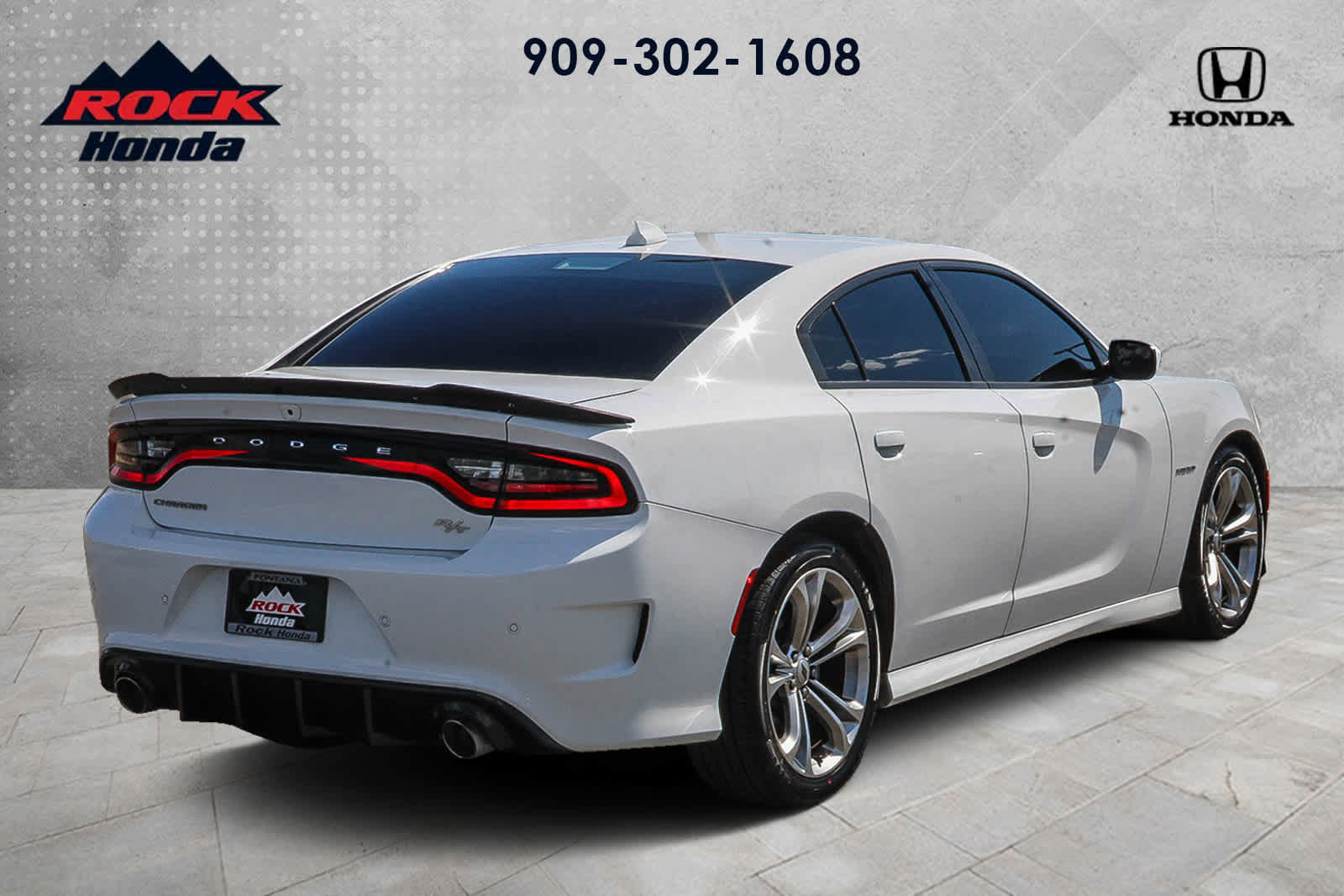 Used 2021 Dodge Charger R/T RWD image 4