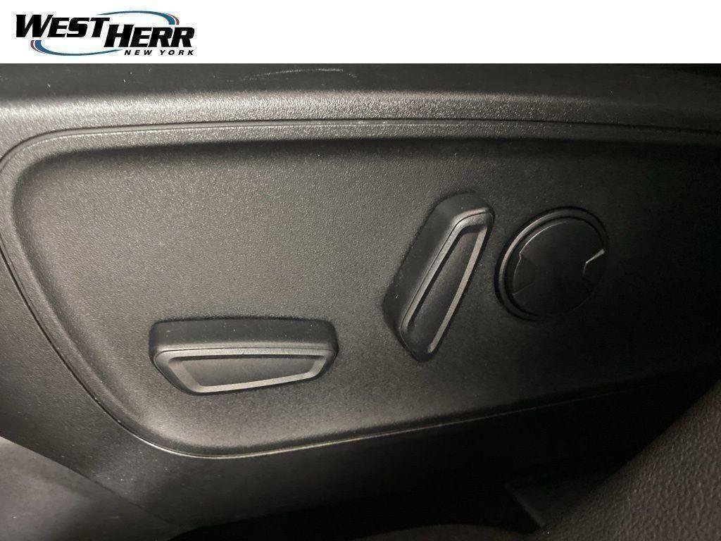 Used 2023 Ford Escape Active AWD/4WD image 47