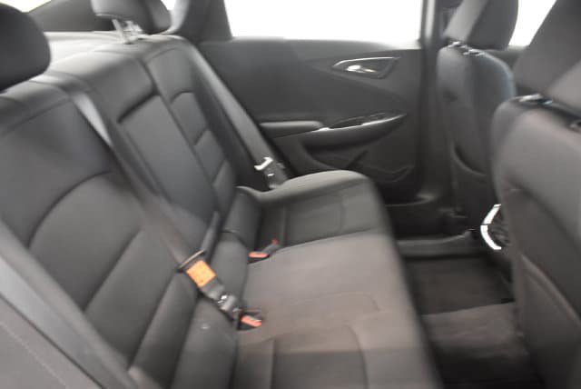 Used 2022 Chevrolet Malibu LT FWD image 17