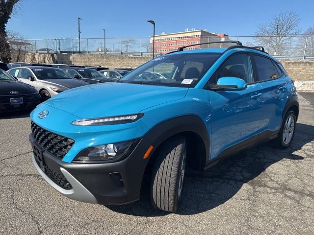 Used 2023 Hyundai Kona SEL image 3