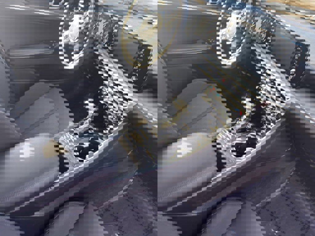 Used 2023 Kia K5 LXS image 19