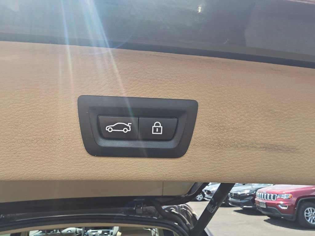 Used 2014 BMW X3 xDrive28i AWD/4WD image 16