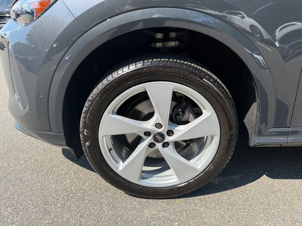 Used 2025 Audi Q5 Premium Plus AWD/4WD image 7