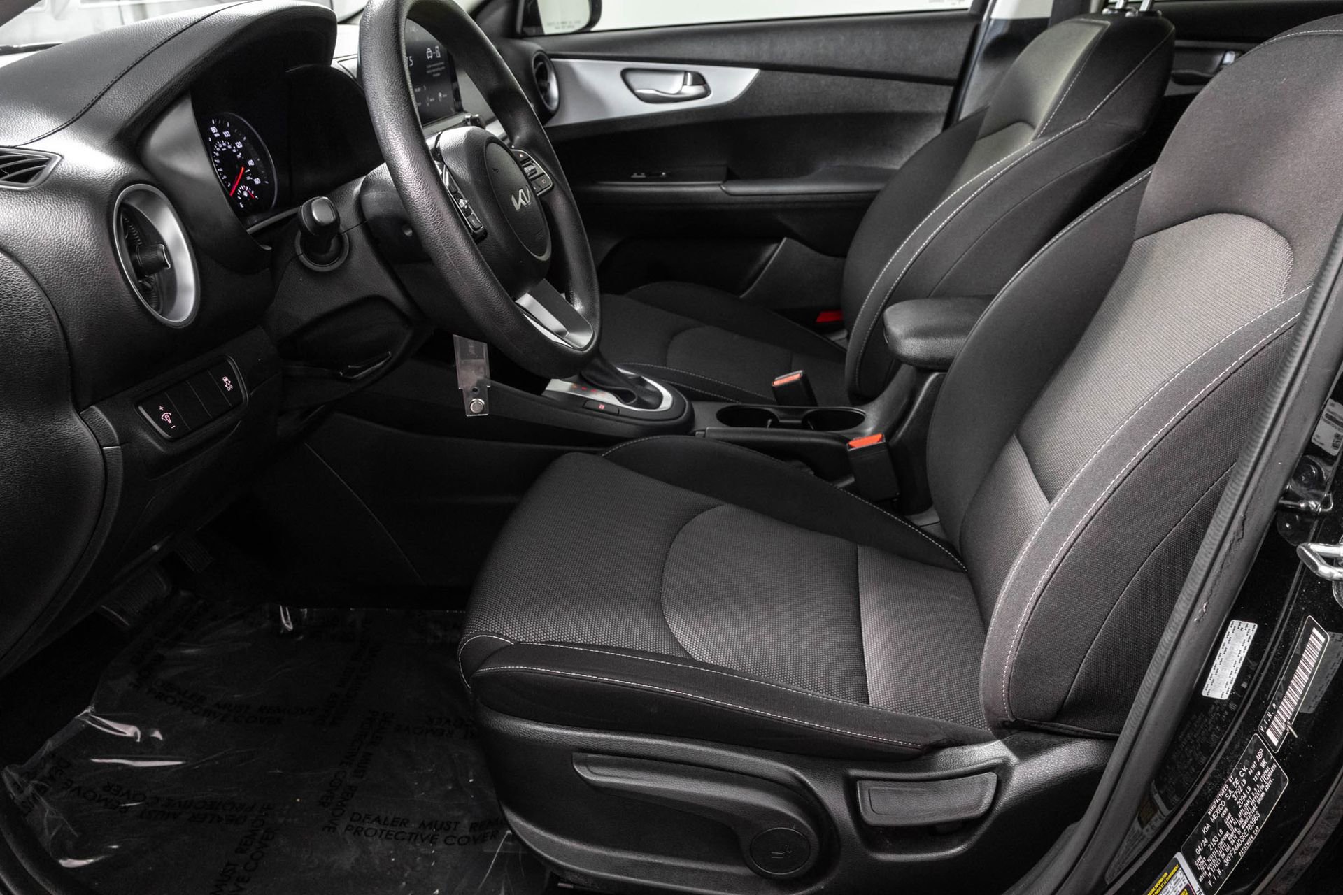 Used 2024 Kia Forte LXS FWD image 6