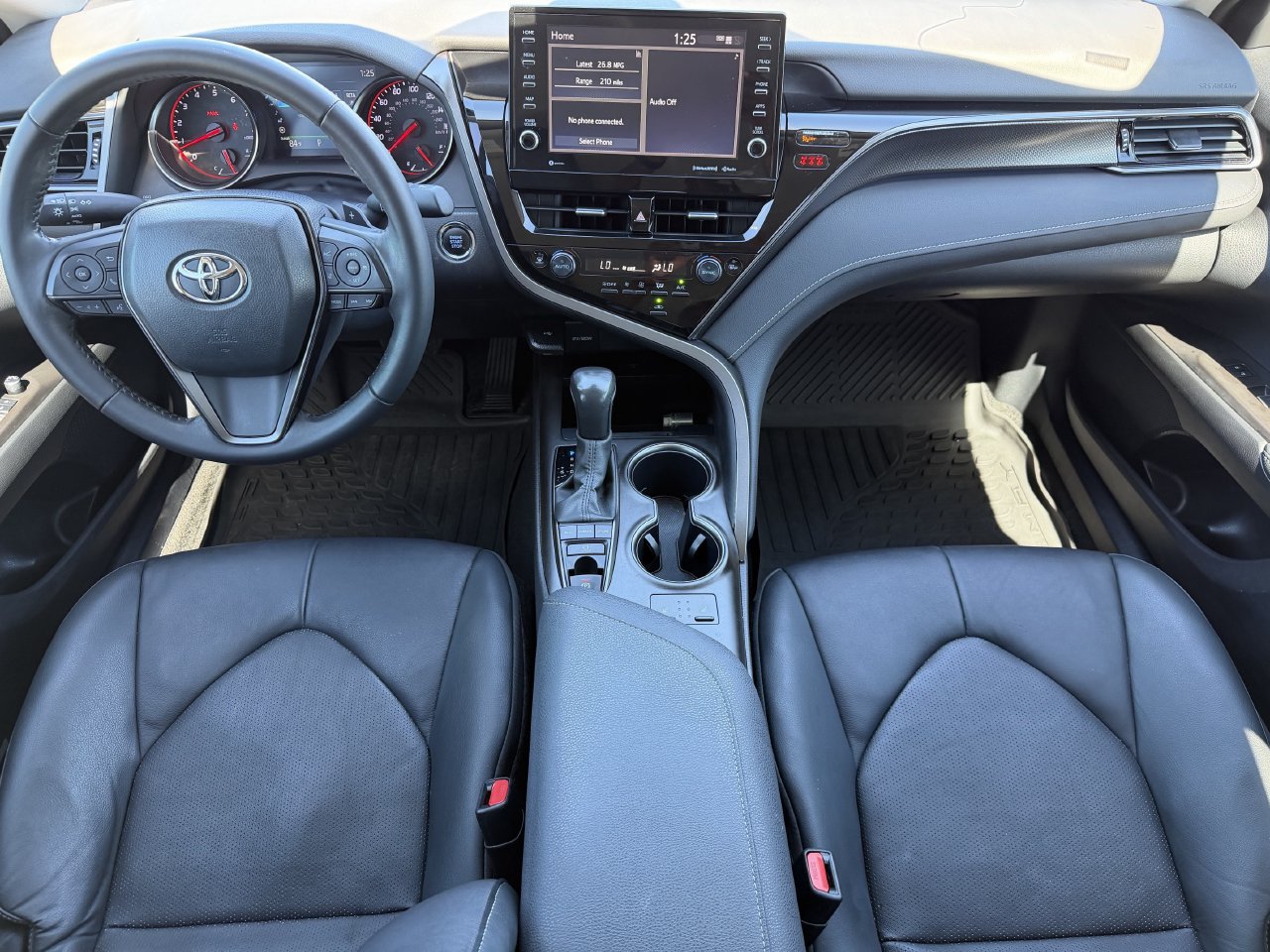 Used 2024 Toyota Camry XSE FWD image 10