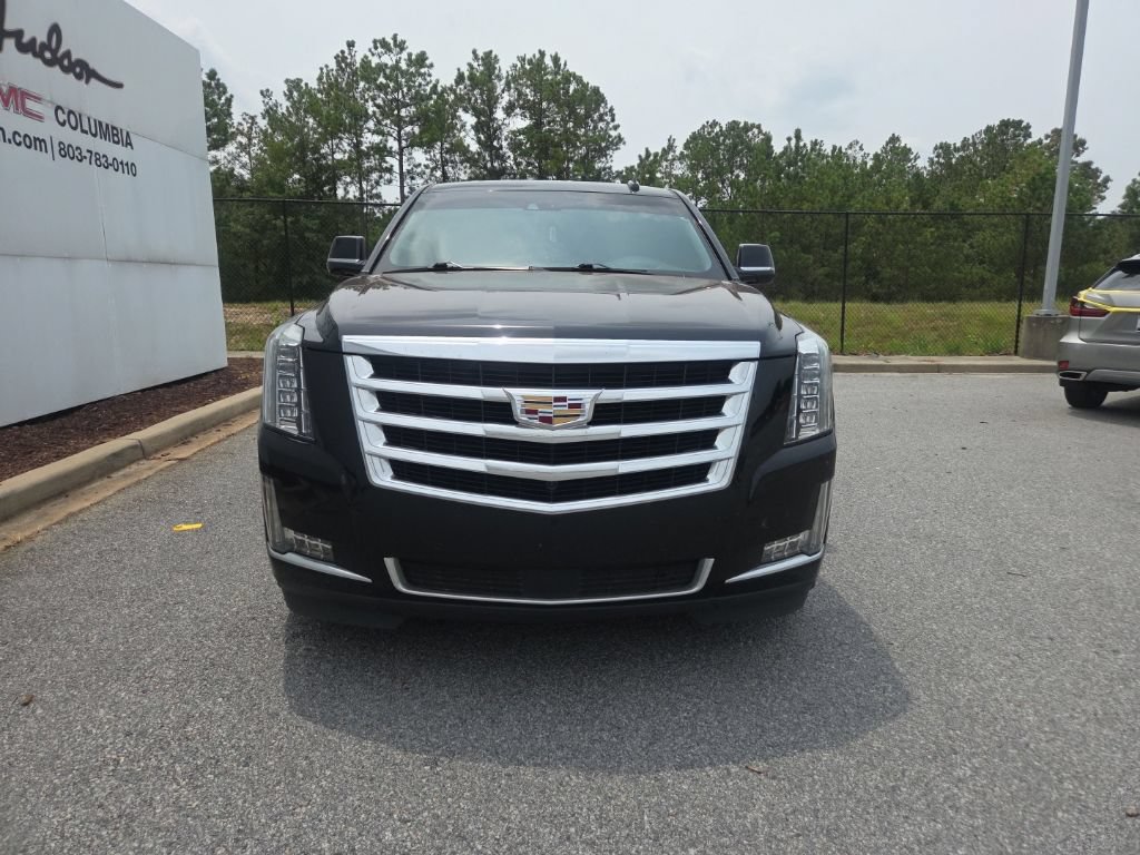 Used 2020 Cadillac Escalade Premium Luxury AWD/4WD image 4