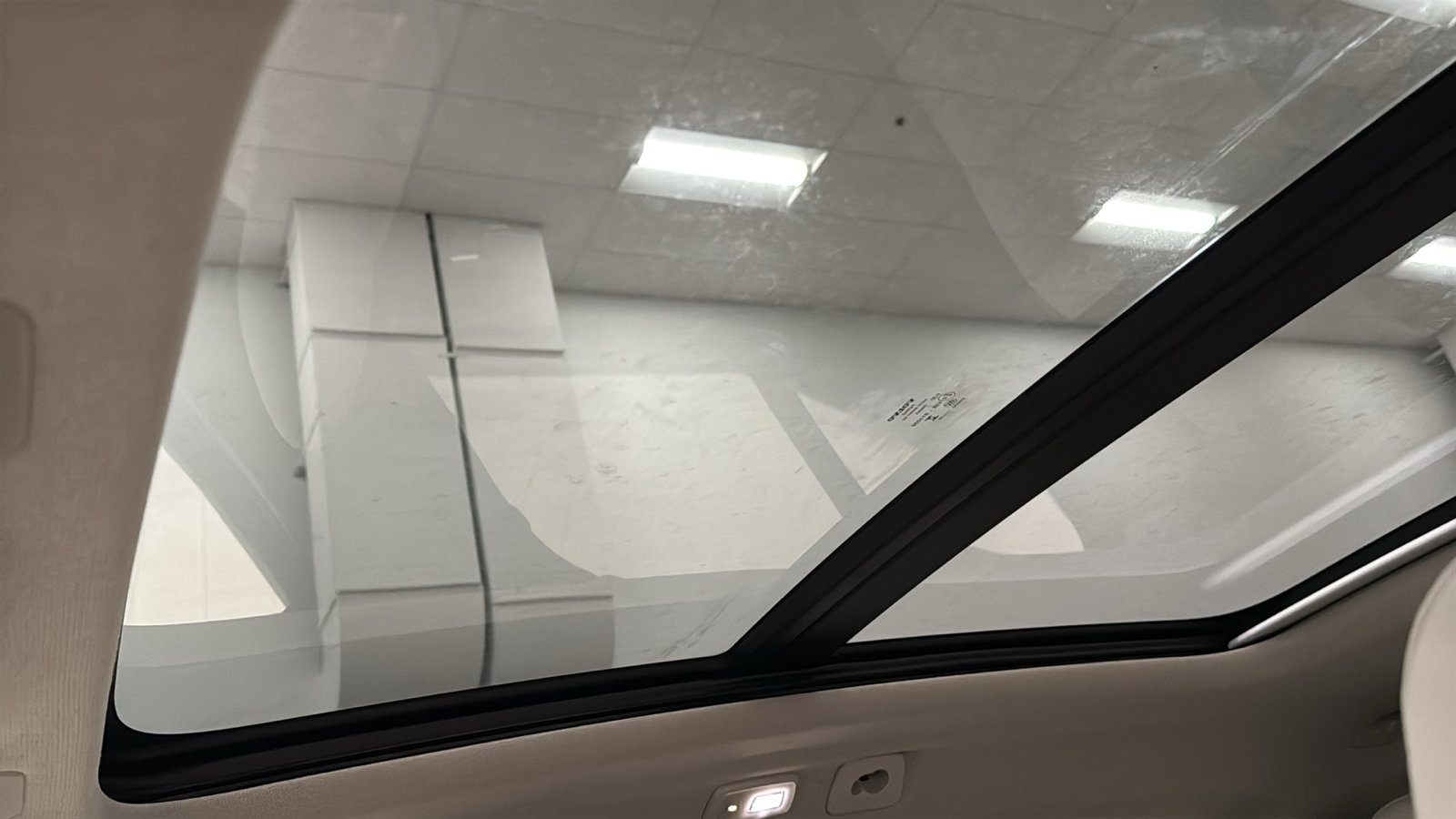 New 2026 Volvo XC40 B5 Ultra w/ Climate Package AWD/4WD image 25