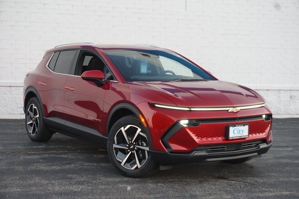 New 2026 Chevrolet Equinox EV LT image 2