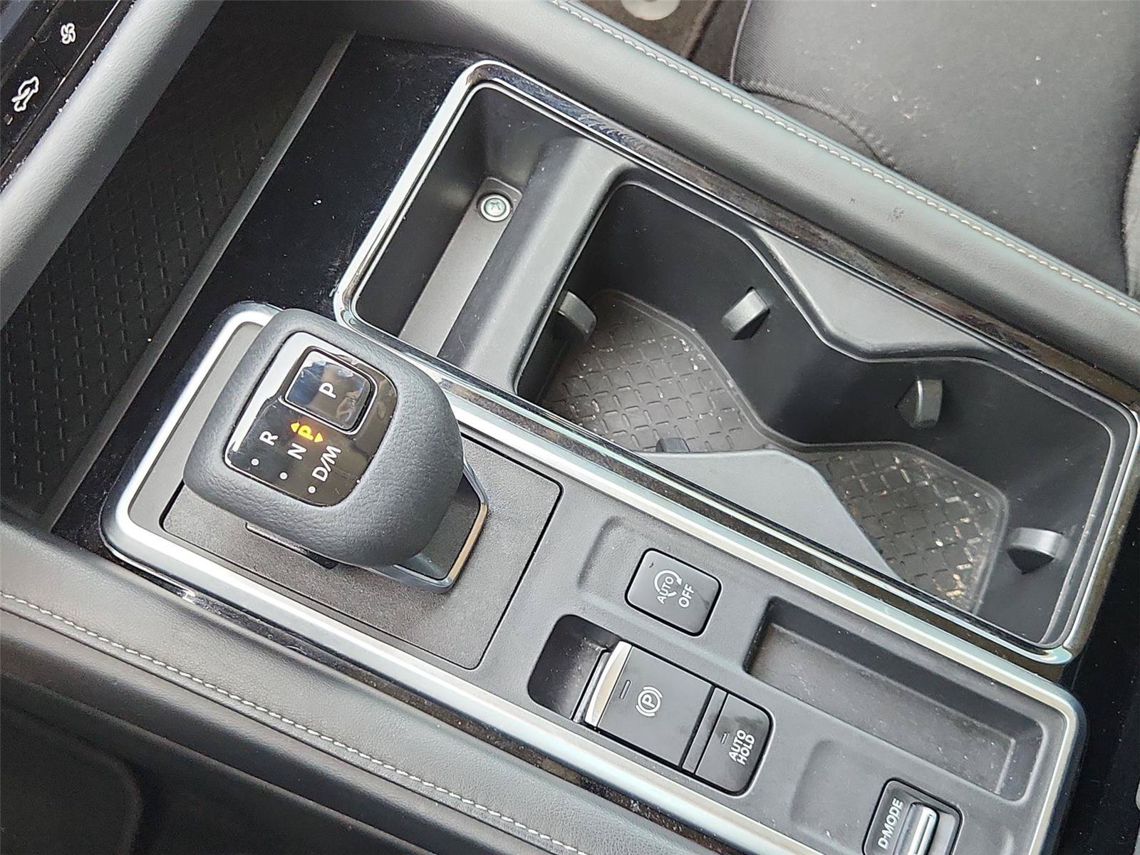 Used 2022 Nissan Pathfinder S FWD image 15