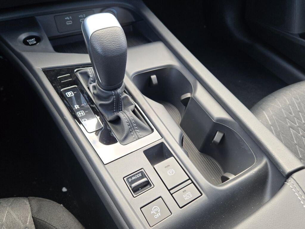New 2026 Nissan Sentra SV w/ Floor Mat Package FWD image 27