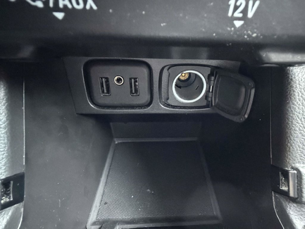 Used 2021 Buick Encore Preferred w/ Safety Package AWD/4WD image 20