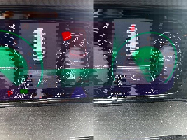 Certified 2025 Volkswagen Atlas Peak Edition SE image 12