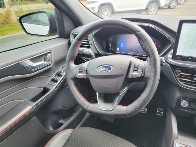 Used 2024 Ford Escape ST-Line w/ Tech Pack #1 image 8