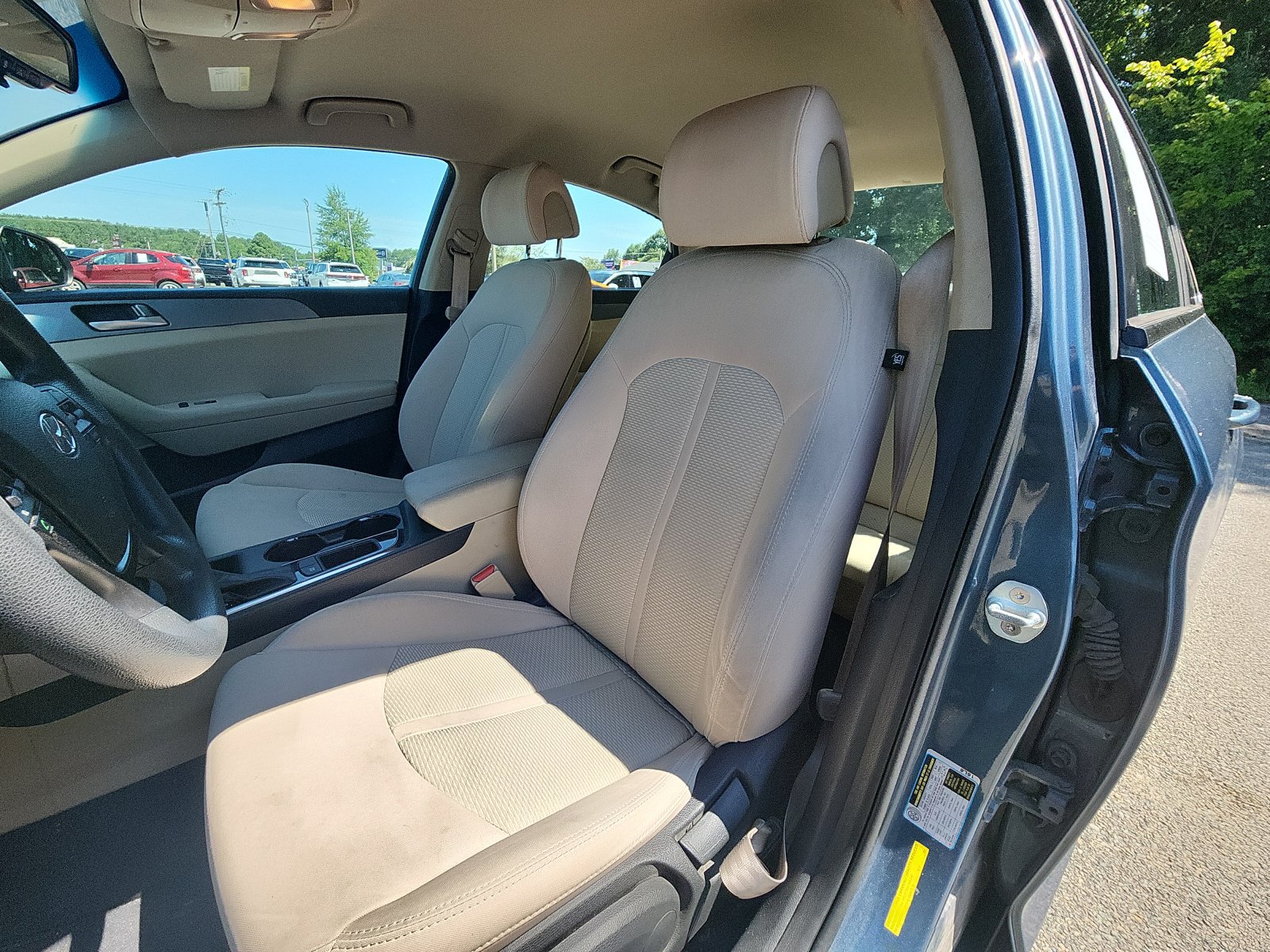 Used 2016 Hyundai Sonata SE FWD image 17