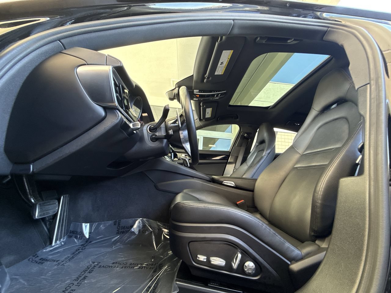 Used 2019 Porsche Panamera 4 w/ Premium Package Plus AWD/4WD image 20