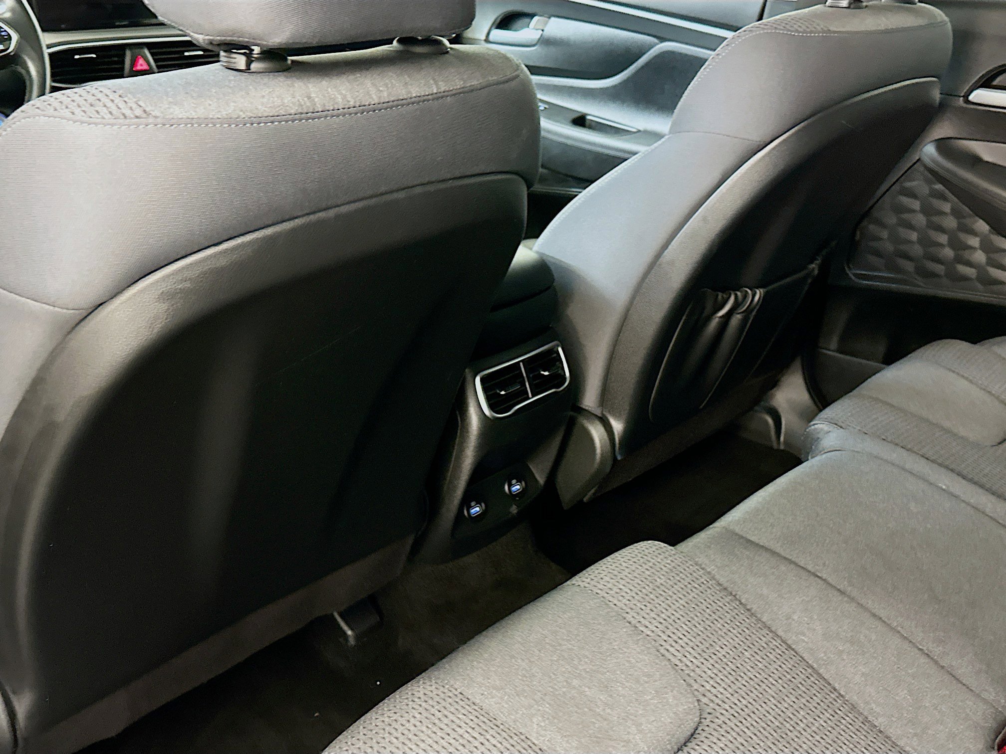 Used 2023 Hyundai Santa Fe SEL image 28