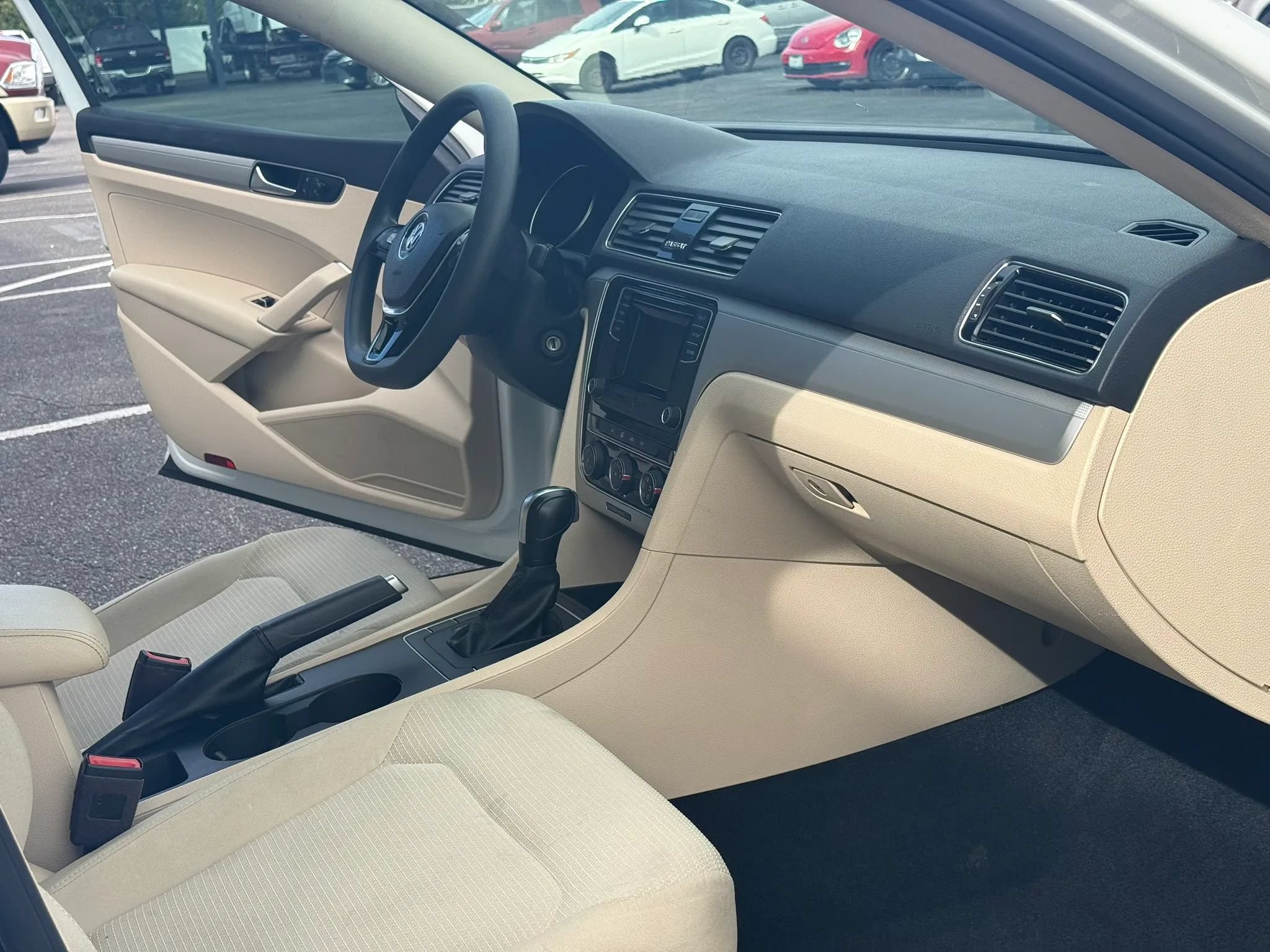 Used 2018 Volkswagen Passat 2.0T S FWD image 26