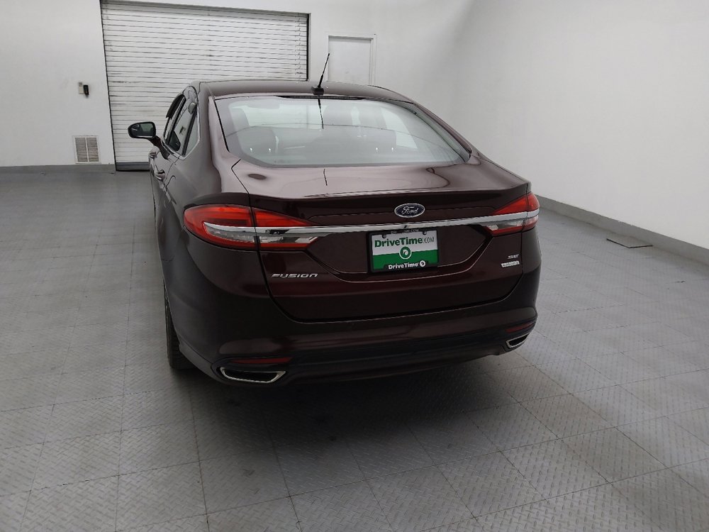 Used 2018 Ford Fusion SE w/ Fusion SE Technology Package image 6
