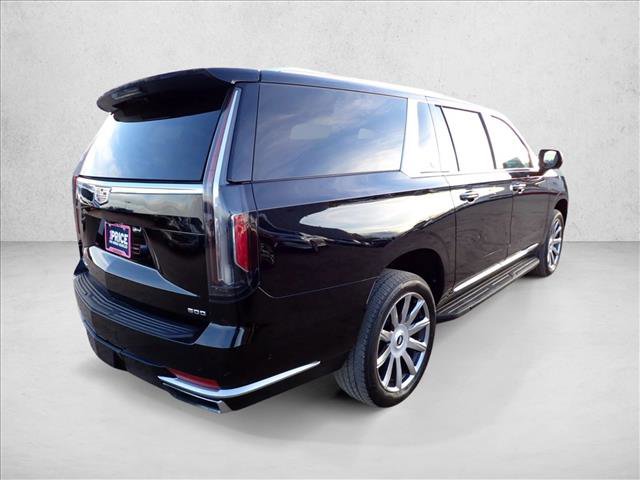 Used 2022 Cadillac Escalade ESV Premium Luxury image 4