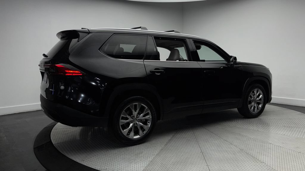 Used 2024 Toyota Grand Highlander AWD image 42