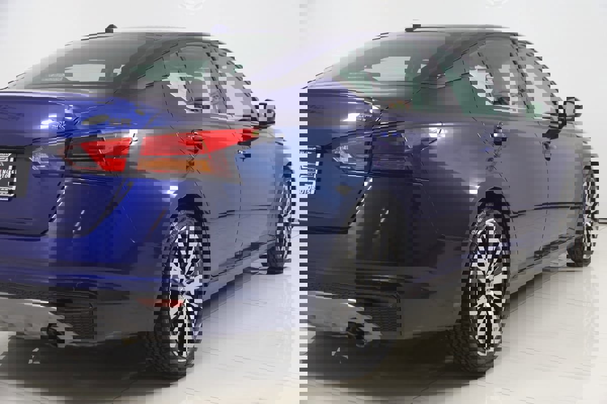 Used 2021 Nissan Altima 2.5 SR image 37