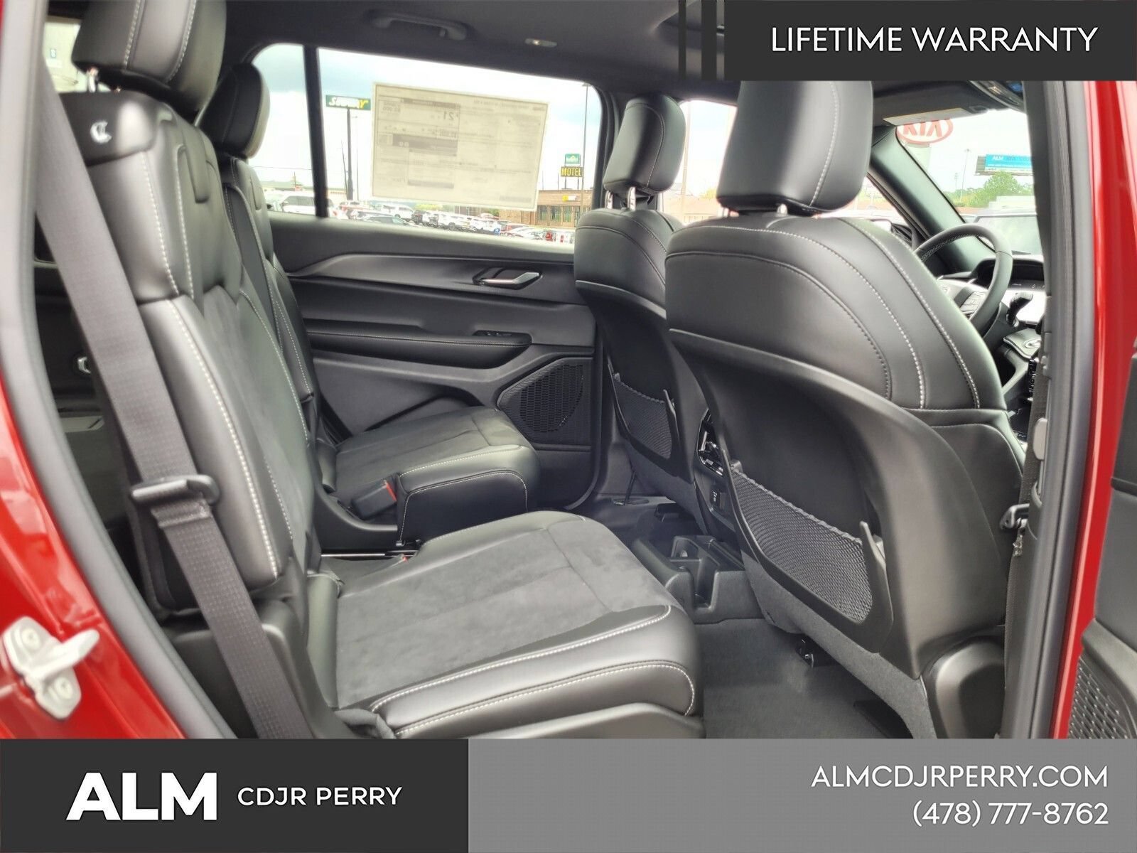 New 2025 Jeep Grand Cherokee L Altitude AWD/4WD image 16