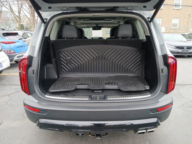Used 2022 Kia Telluride SX w/ Nightfall Edition Package image 28