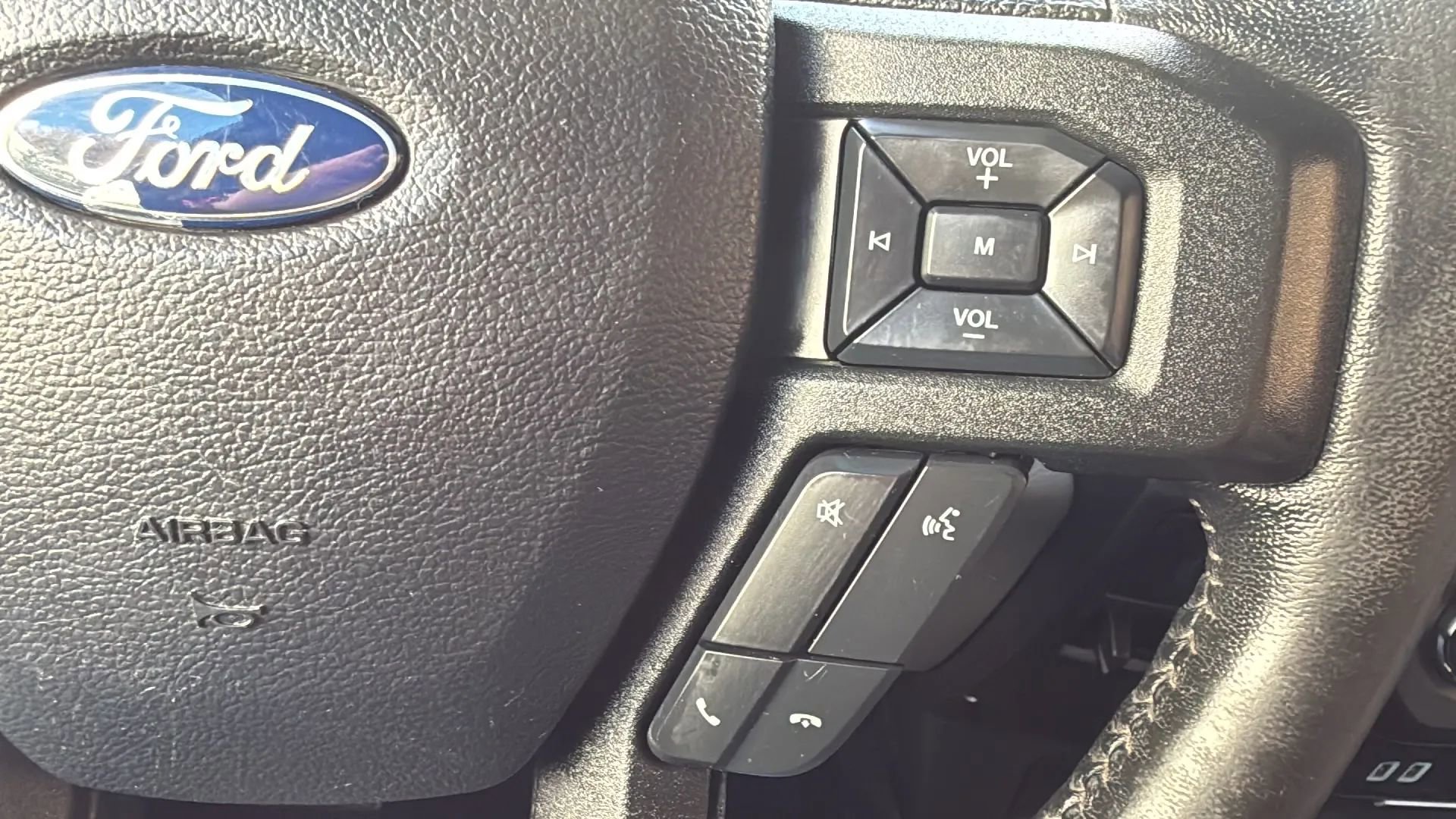 Used 2018 Ford F150 XLT w/ Equipment Group 302A Luxury image 11