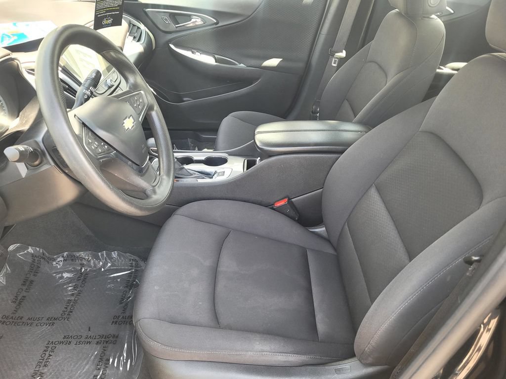 Used 2023 Chevrolet Malibu LT FWD image 14