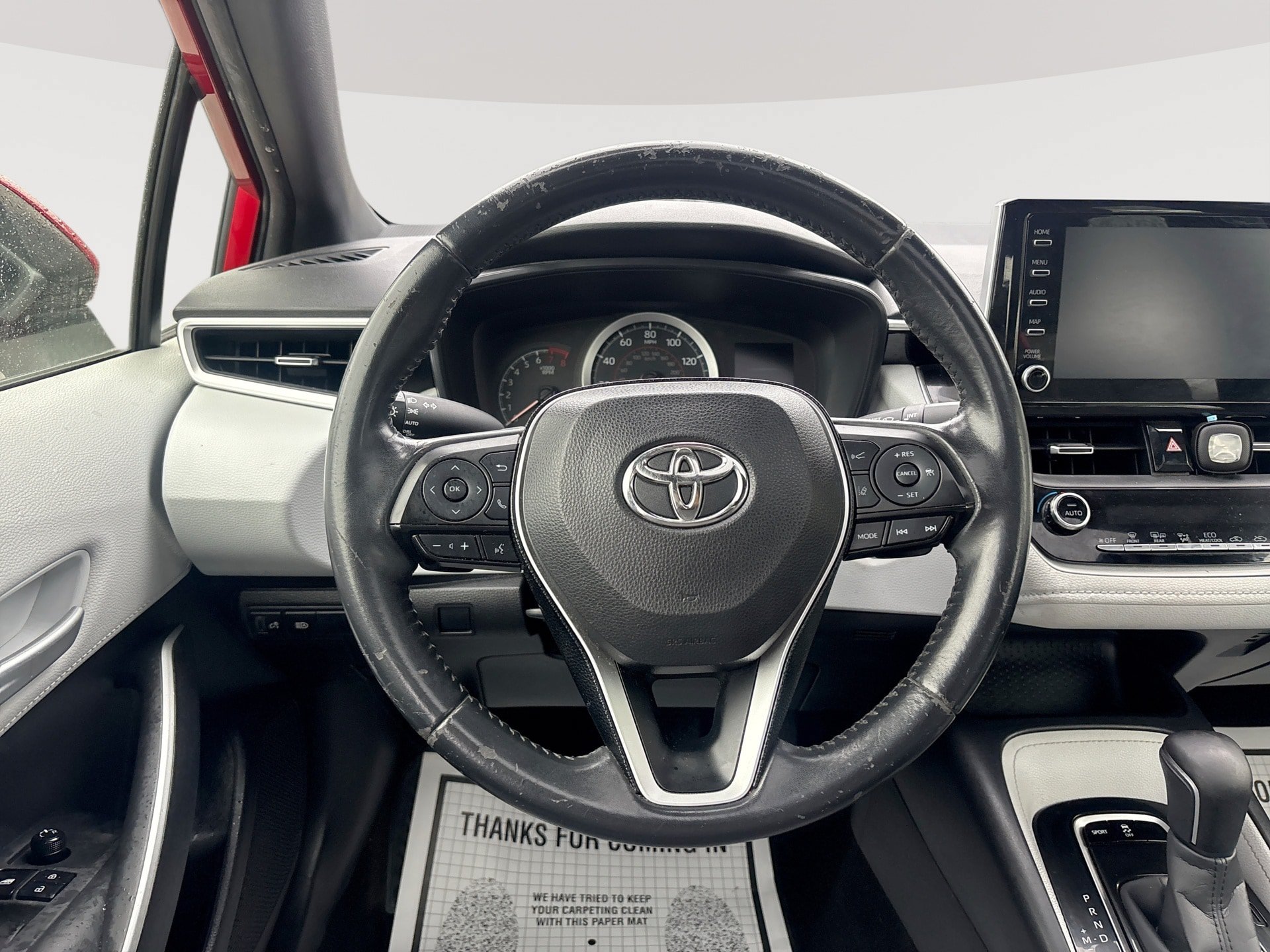 Used 2020 Toyota Corolla SE w/ SE Premium Package FWD image 11