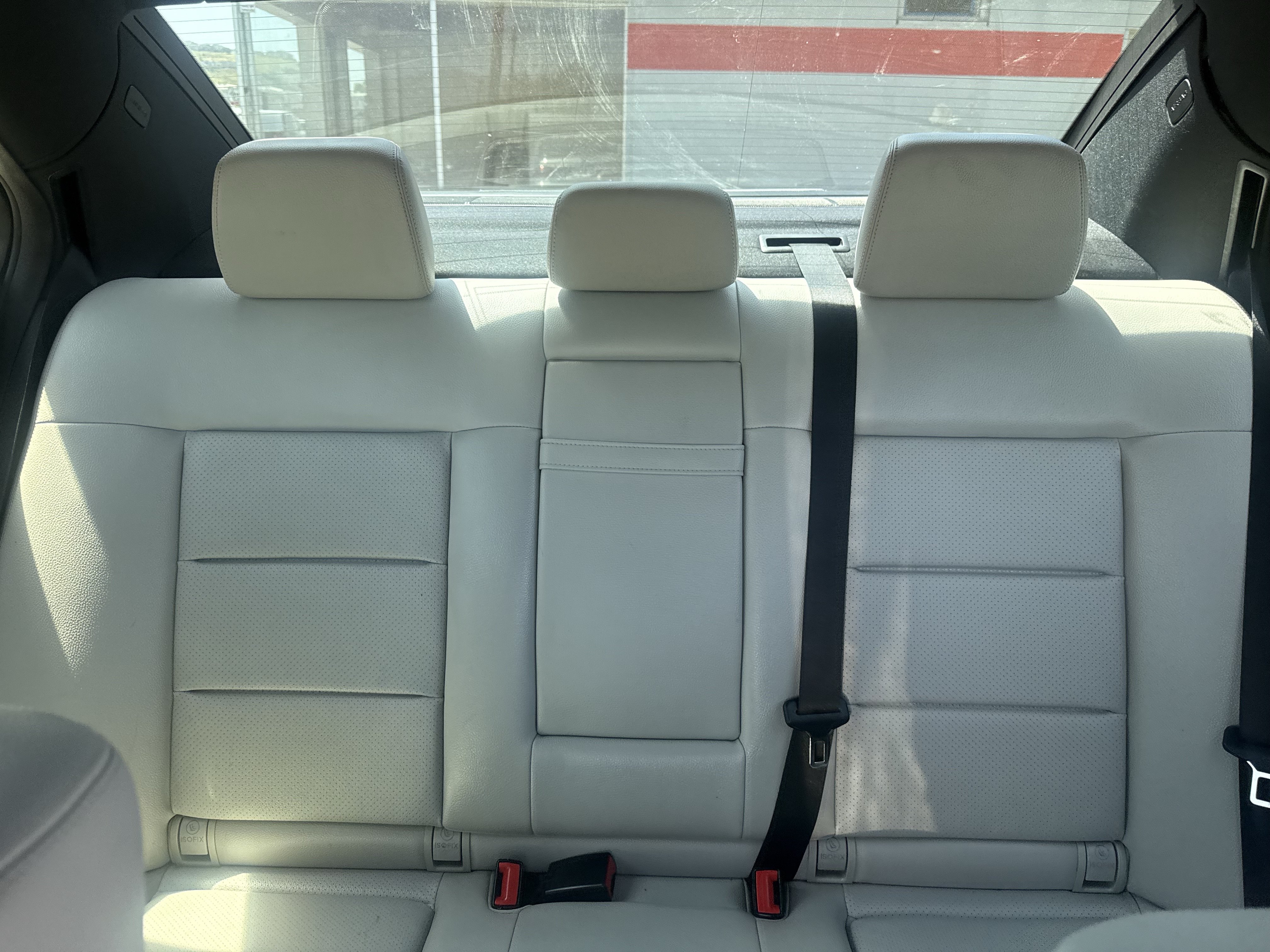 Used 2013 Mercedes-Benz E 350 BlueTEC Sedan image 13